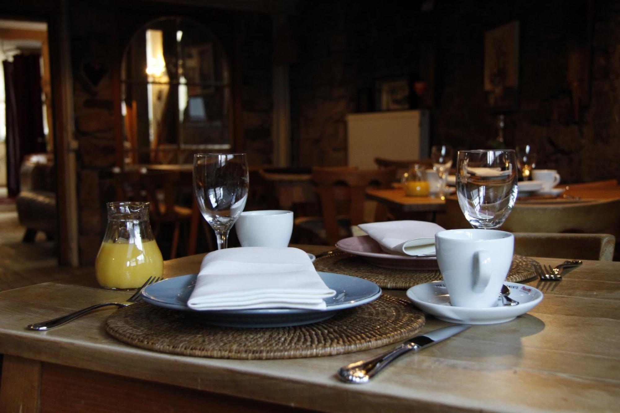 Zur Ewigen Lampe Romantisches Landhotel & Restaurant Nideggen Dış mekan fotoğraf