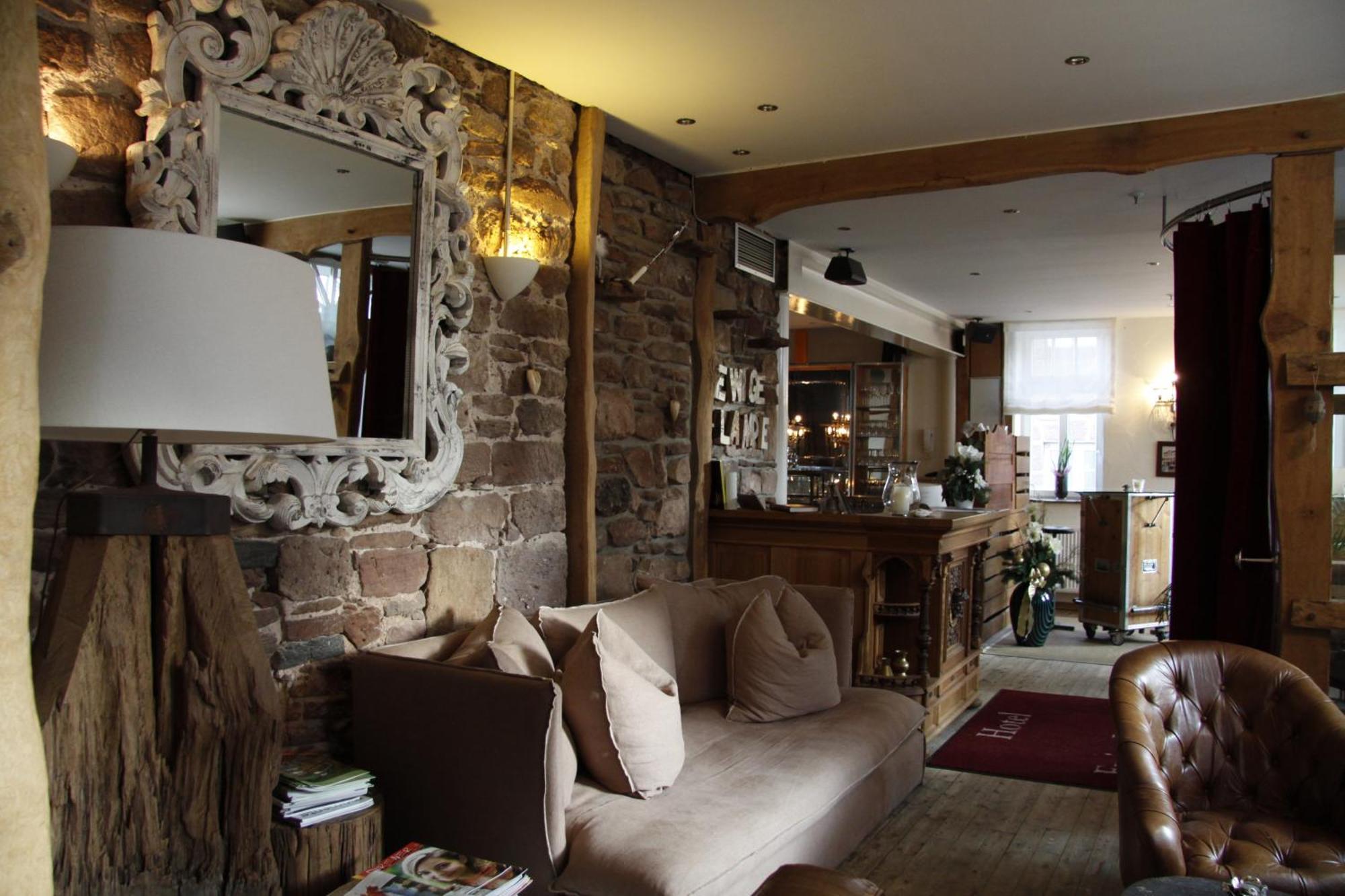 Zur Ewigen Lampe Romantisches Landhotel & Restaurant Nideggen Dış mekan fotoğraf