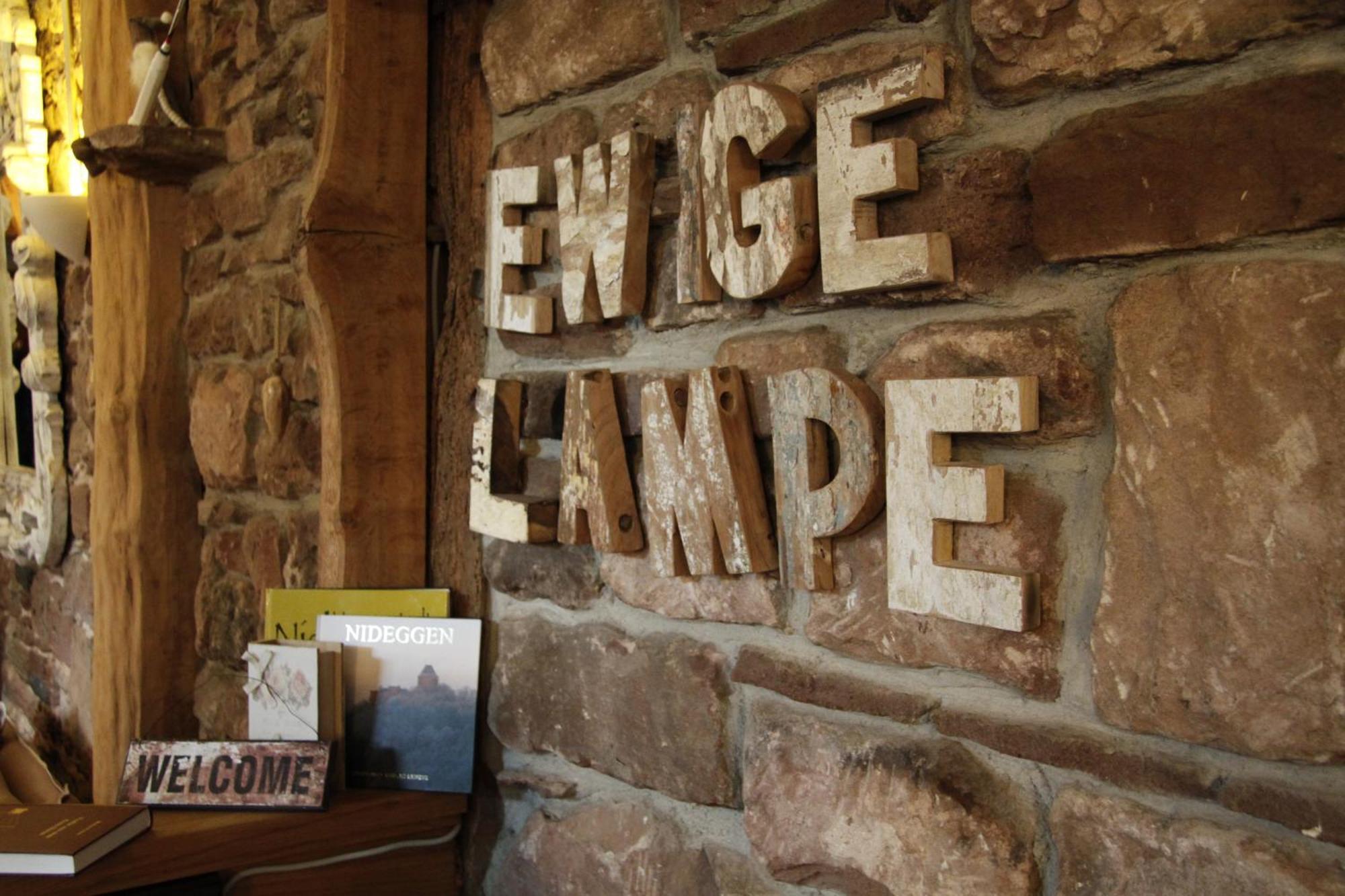 Zur Ewigen Lampe Romantisches Landhotel & Restaurant Nideggen Dış mekan fotoğraf